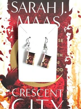 Sarah J Maas - Crescent City Book Mini Earrings
